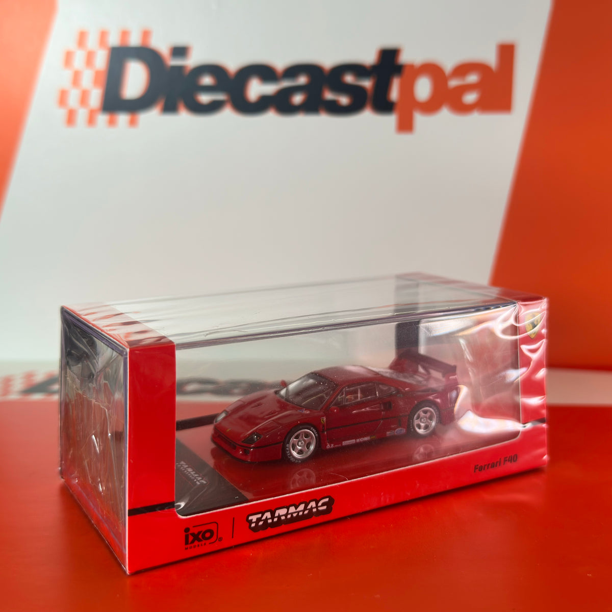 Tarmac Works Ferrari F40 Red 1/64