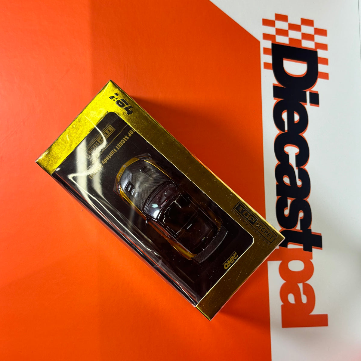 Inno Nissan Fairlady Z RZ34 Top Secret Gold 1/64