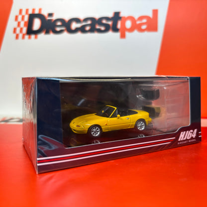 Hobby Japan Mazda MX-5 NA with Tonneau Cover Sunburst Yellow 1/64