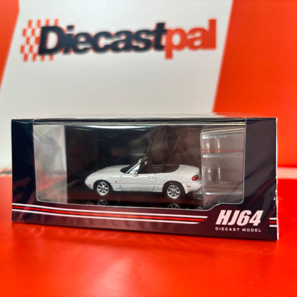 Hobby Japan Mazda MX-5 NA with Tonneau Cover Crystal White 1/64