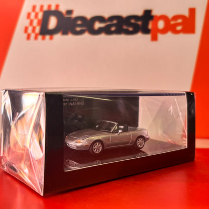 Motor Helix Mazda MX-5 EUNOS Roadster (NA) RHD Silver 1/64