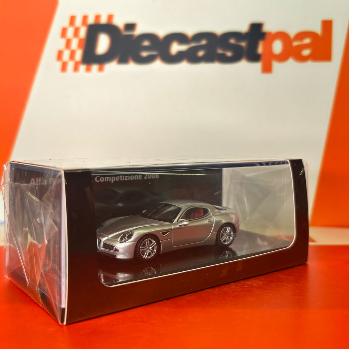Motor Helix Alfa Romeo 8C Competizione Grey 1/64