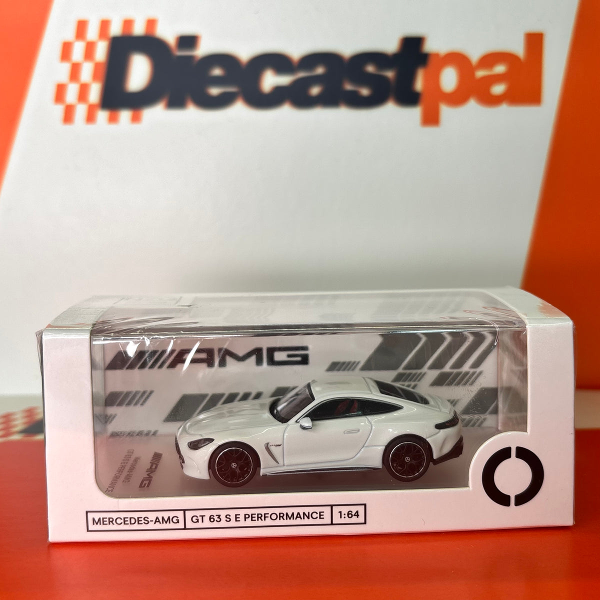 Kilo Mercedes AMG GT 63 S E Performance White 1/64