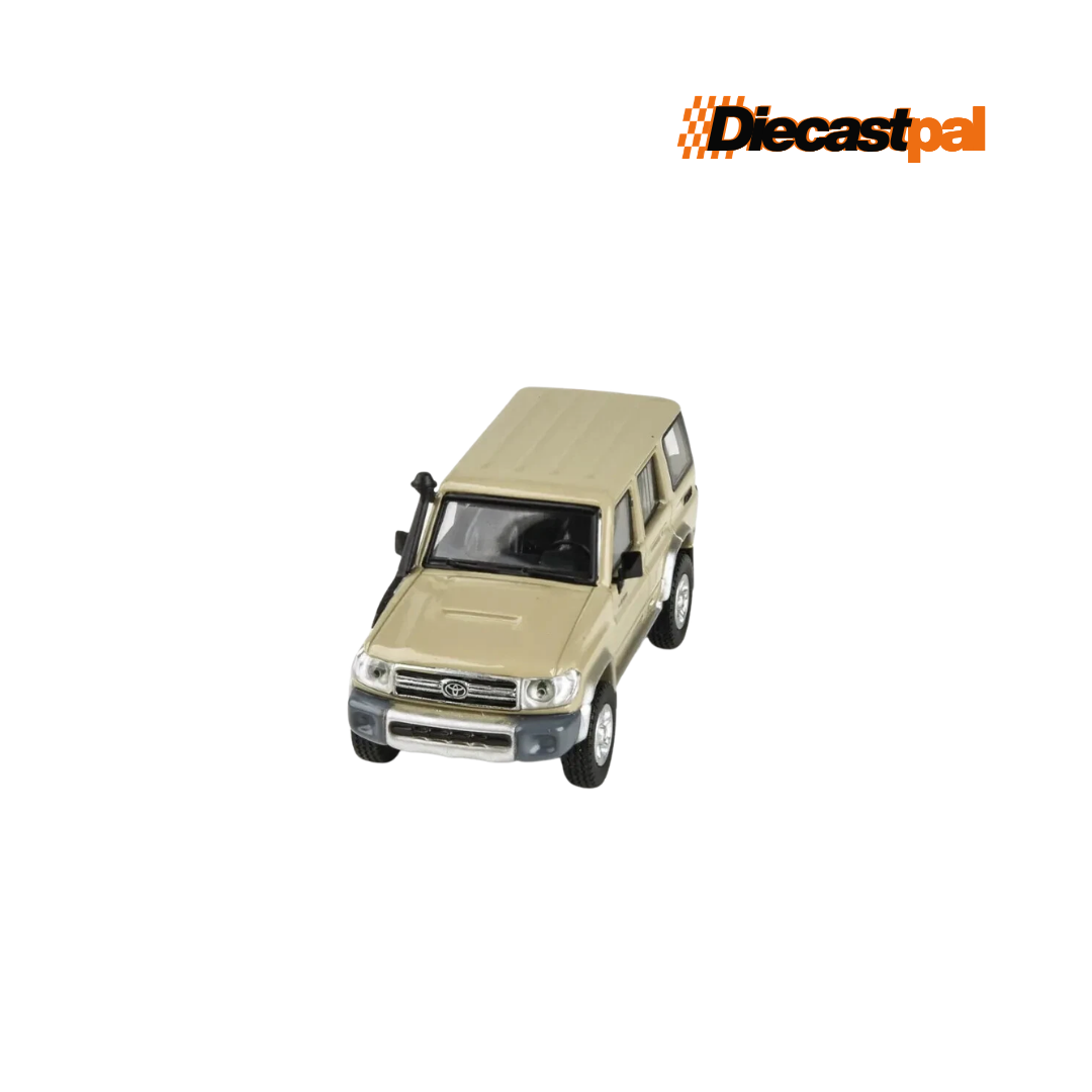 Para64 Toyota Prado Land Cruiser 76 2014 1/64 Vintage Gold