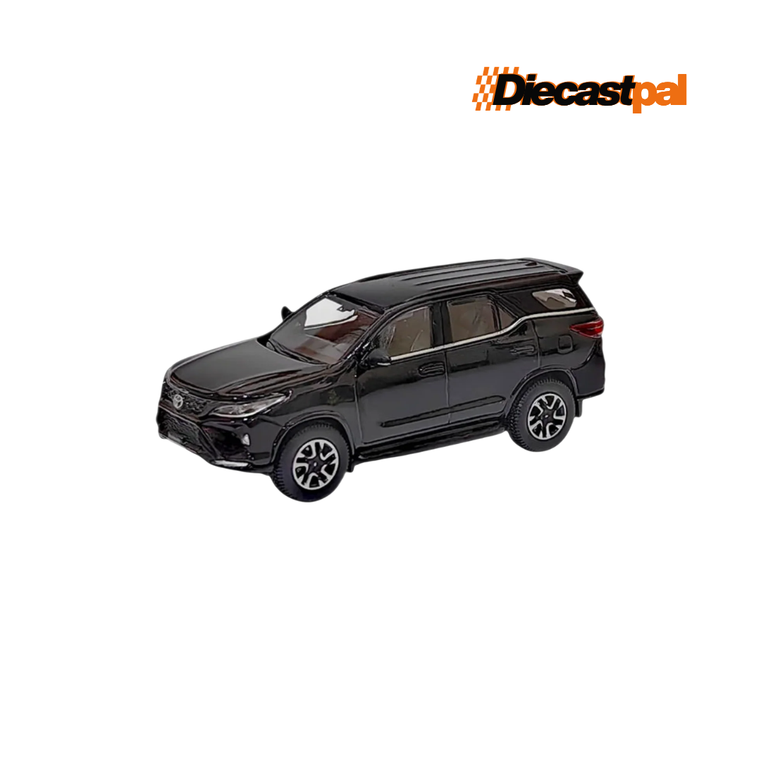 Para64 Toyota Fortuner RHD Attitude Black 1/64