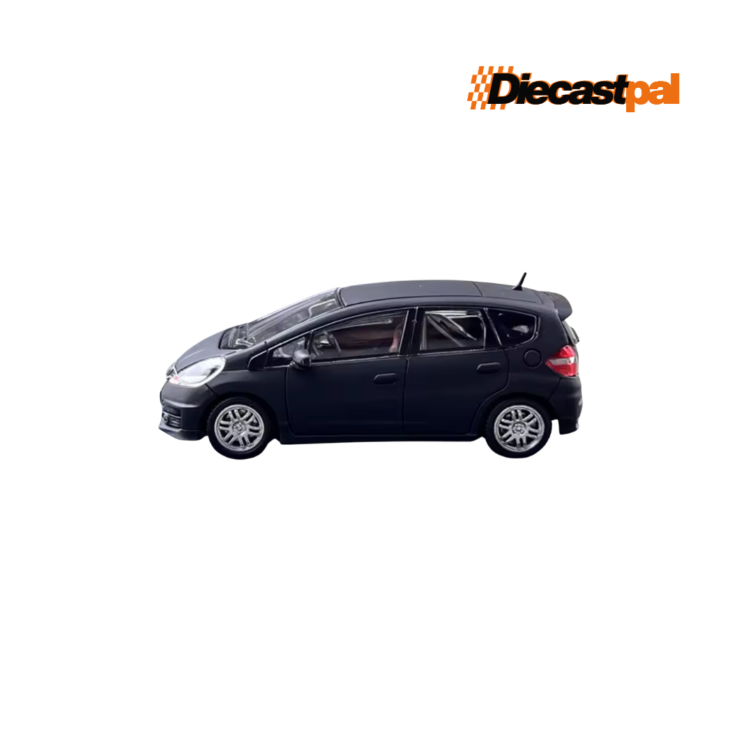 Street Weapon Honda Fit RS (GE8) Matt Black 1/64